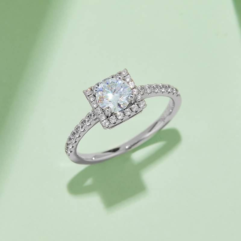 豪镶方包S925银镀白金MoissaniteWomen's Ring50分D级